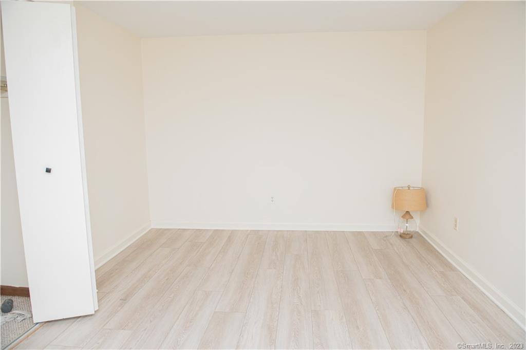17C Hamre Lane Branford CT 06405