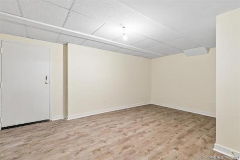 86 Howe Street New Haven CT 06473
