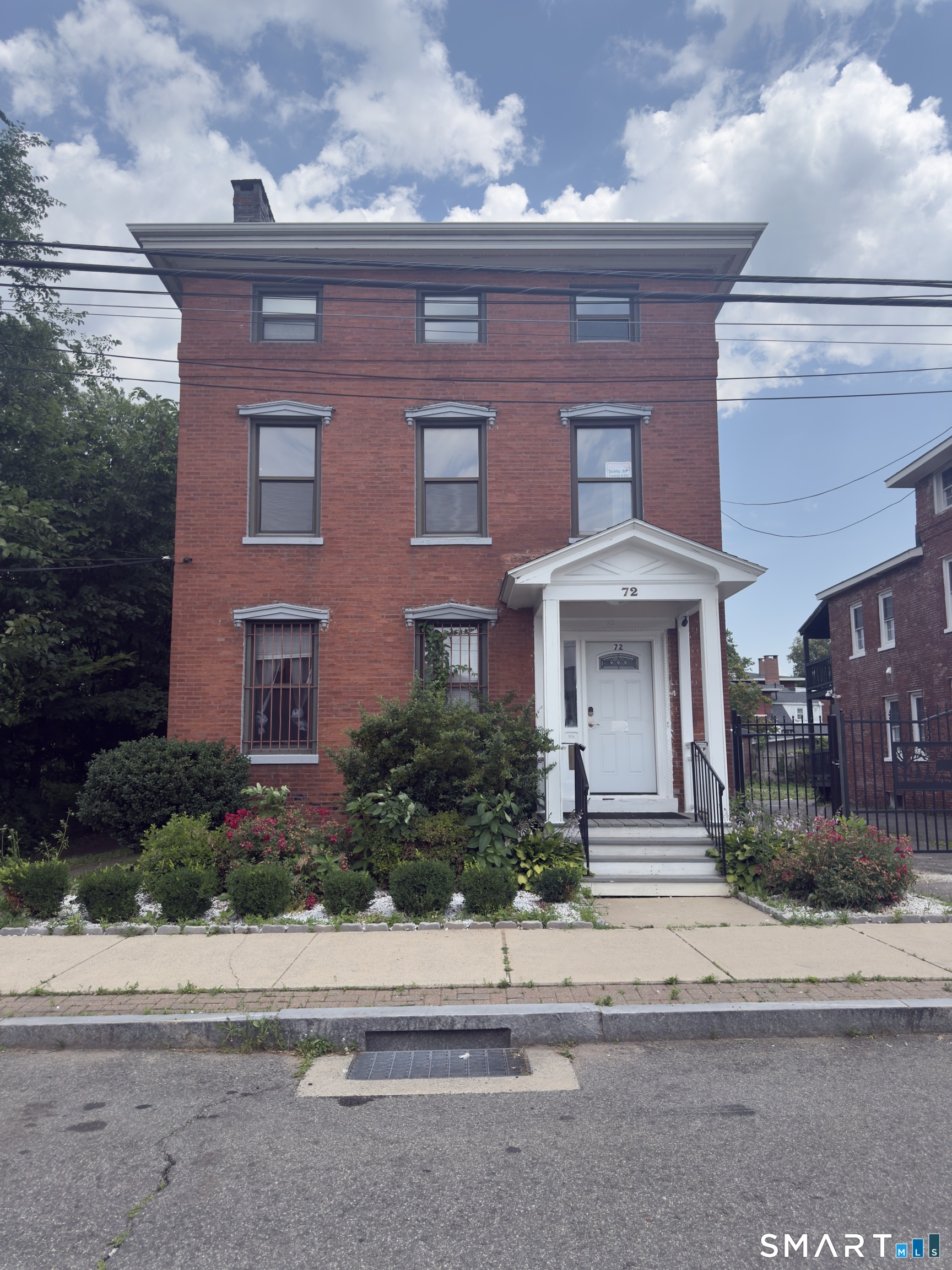 72 Cedar Street Hartford CT 06106