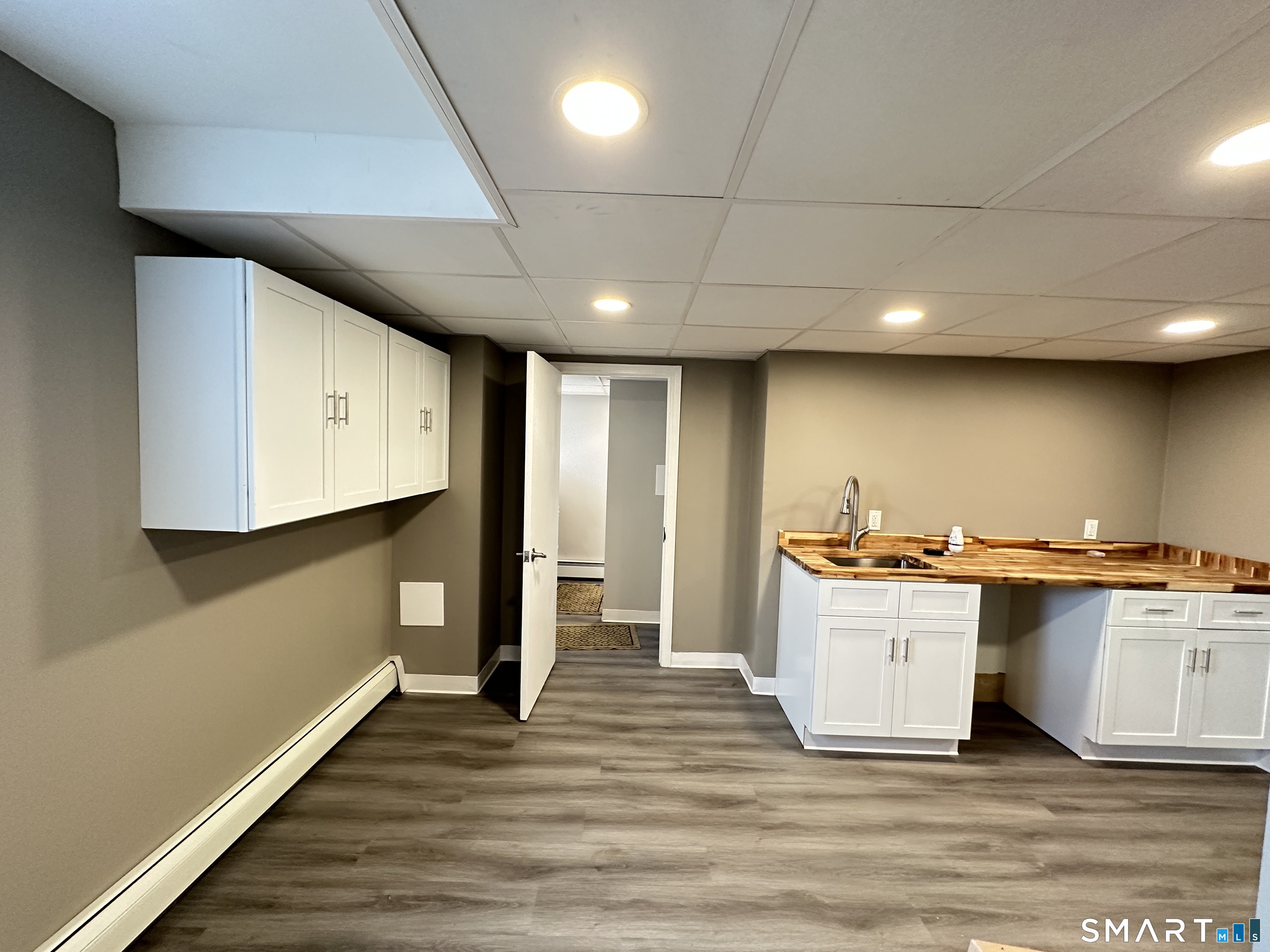 40 Oak Street Windsor Locks CT 06096