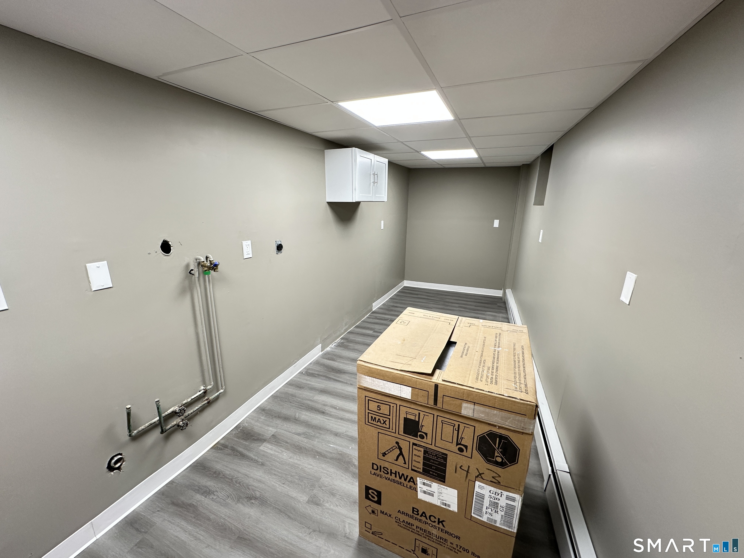 40 Oak Street Windsor Locks CT 06096