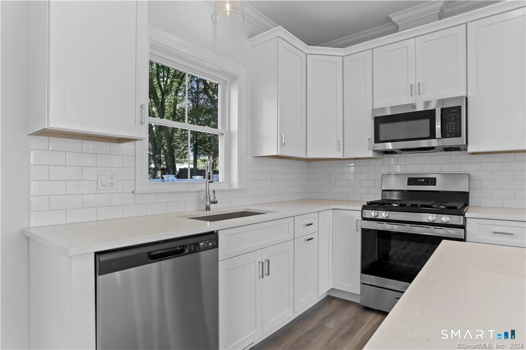 348 Halley Avenue Fairfield CT 06825