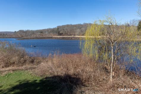 135 Middlesex Avenue Chester CT 06412