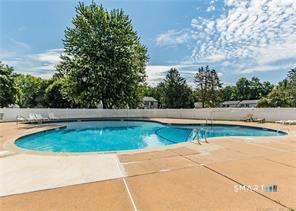 123 Candlewood Drive South Windsor CT 06074