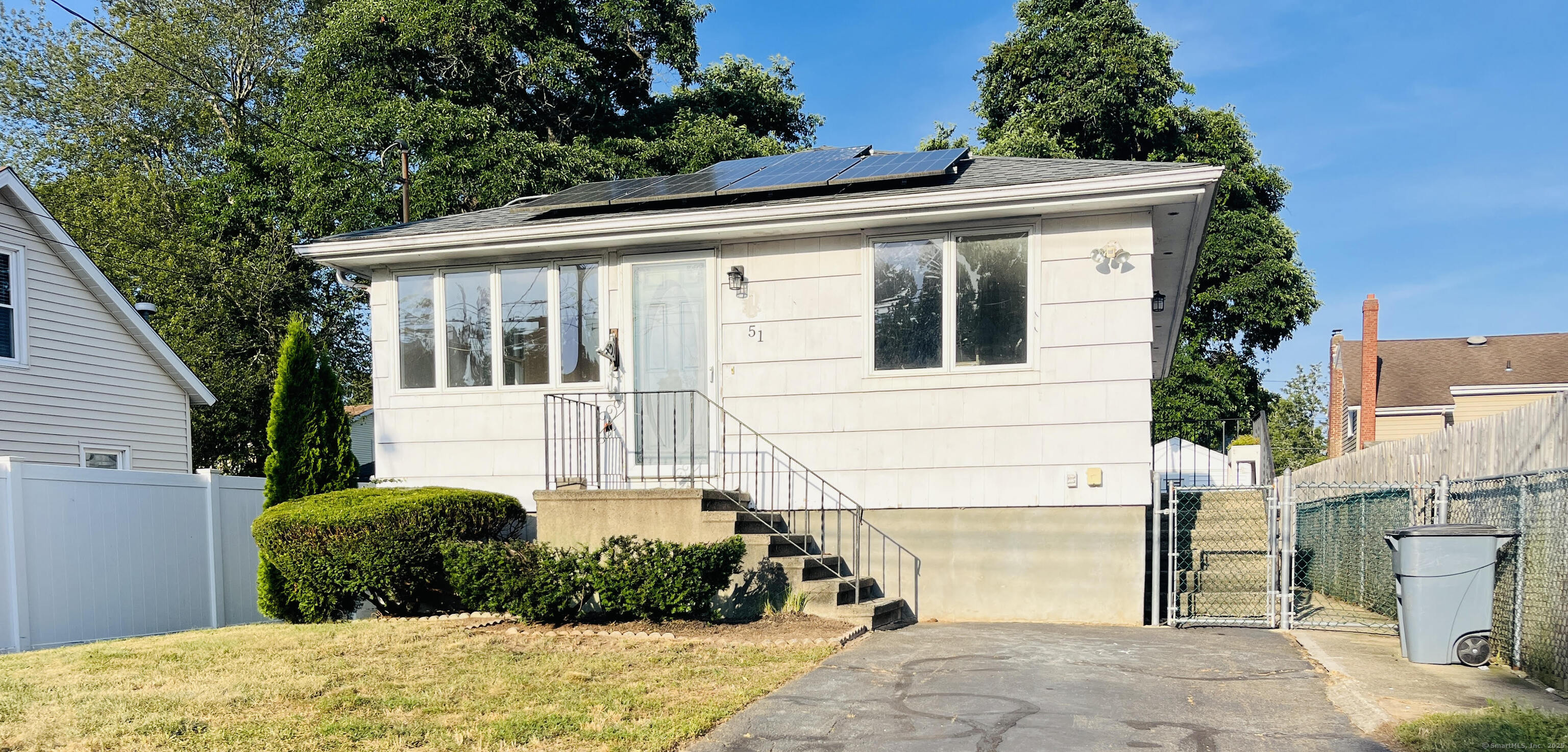 51 Palmetto Trail East Haven CT 06512
