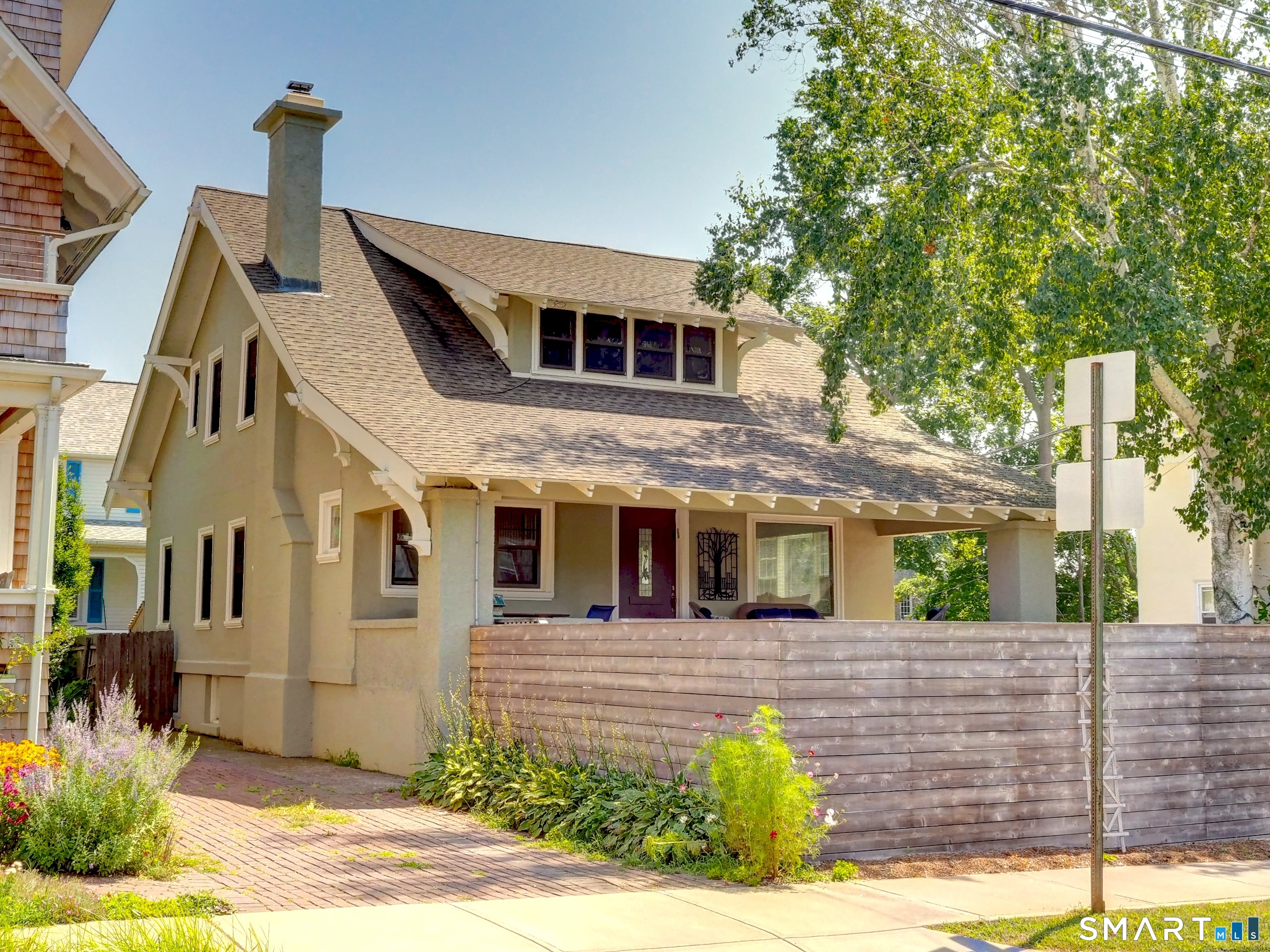 1164 Ocean Avenue New London CT 06320