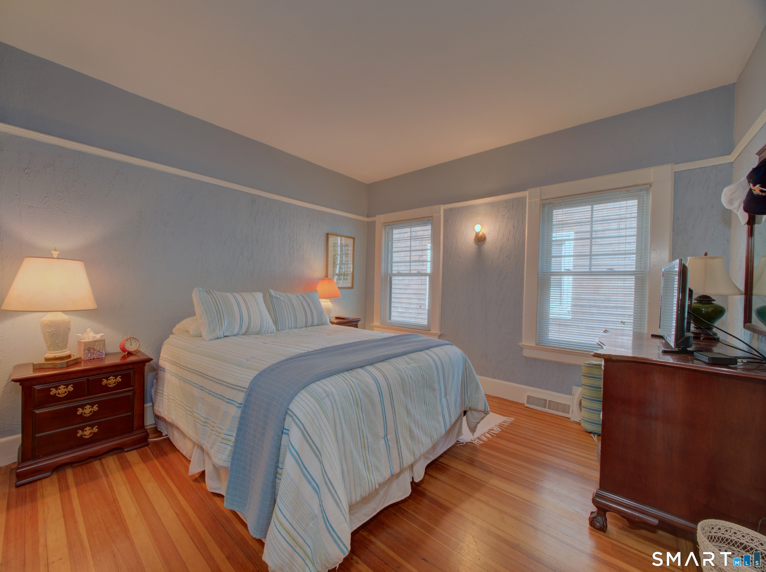 1164 Ocean Avenue New London CT 06320