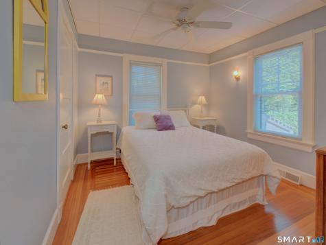 1164 Ocean Avenue New London CT 06320