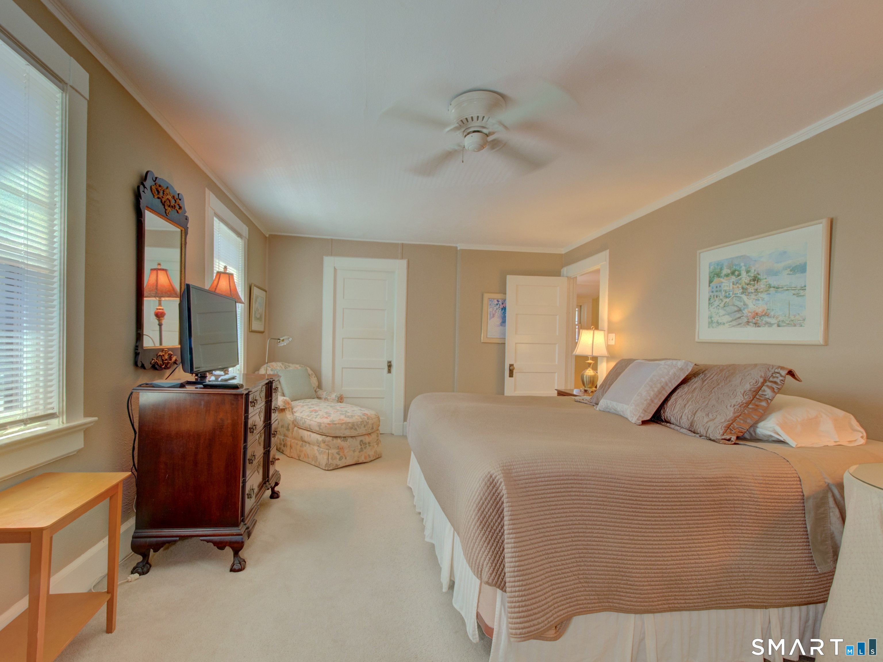 1164 Ocean Avenue New London CT 06320