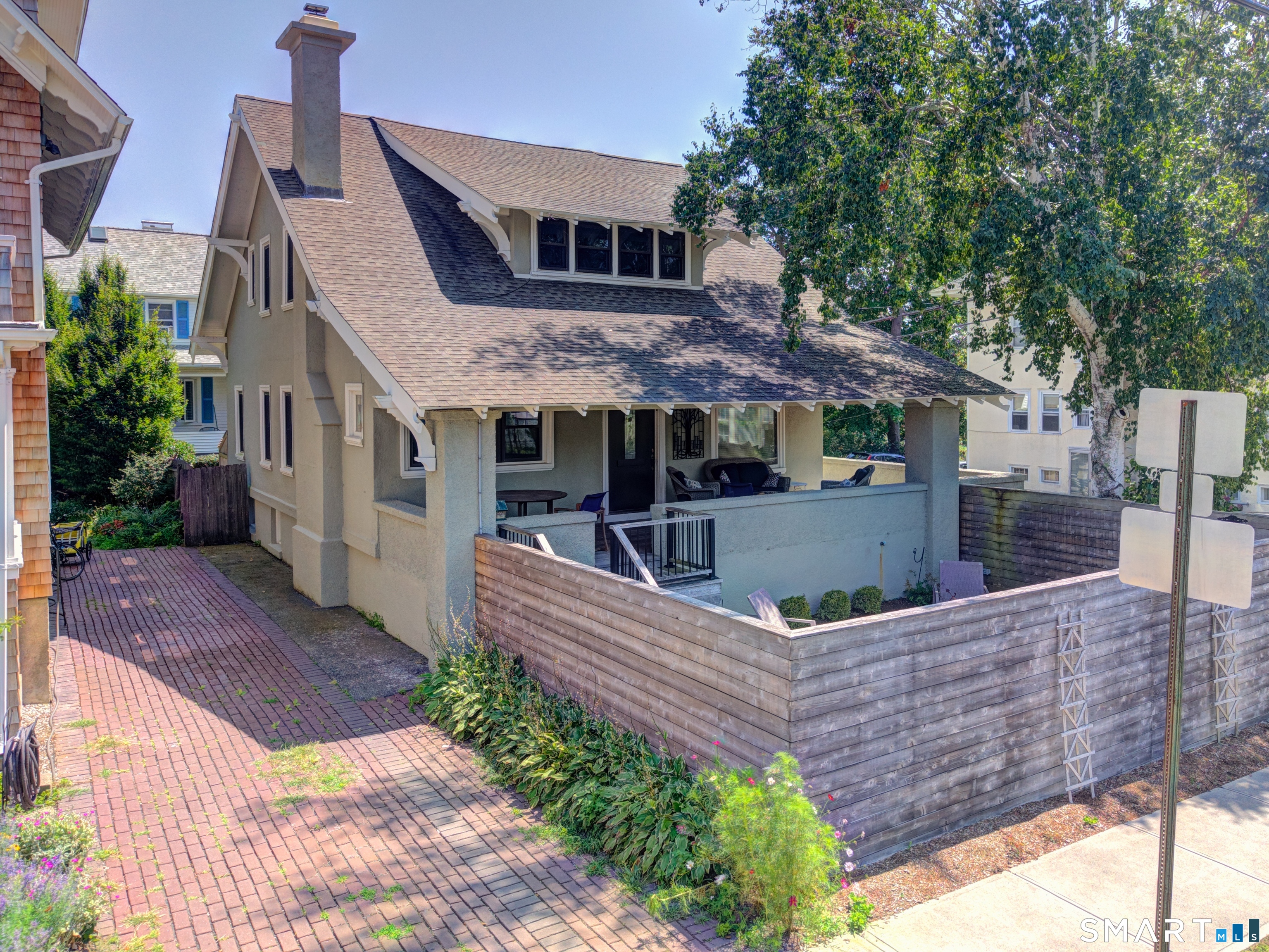 1164 Ocean Avenue New London CT 06320