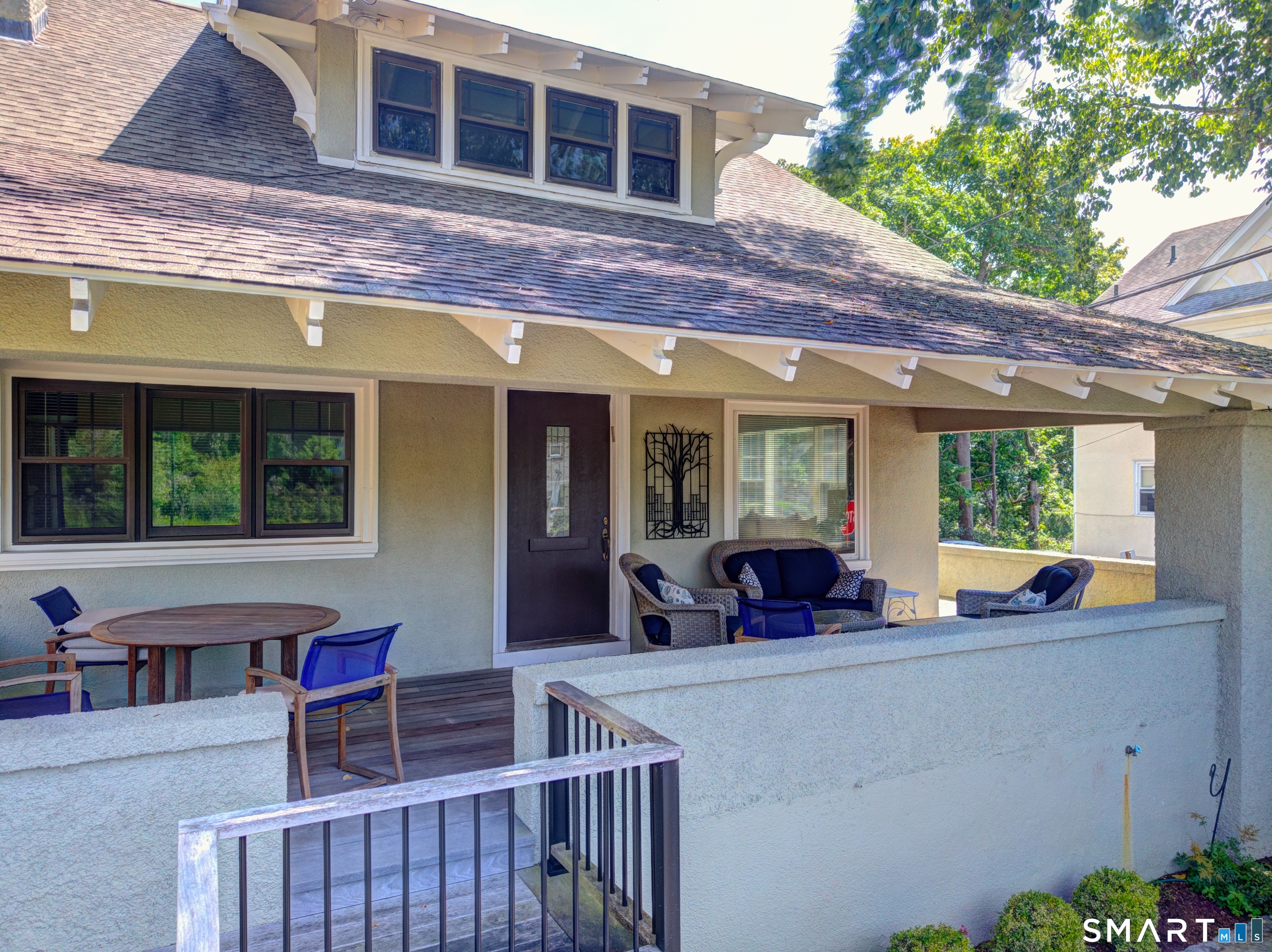 1164 Ocean Avenue New London CT 06320