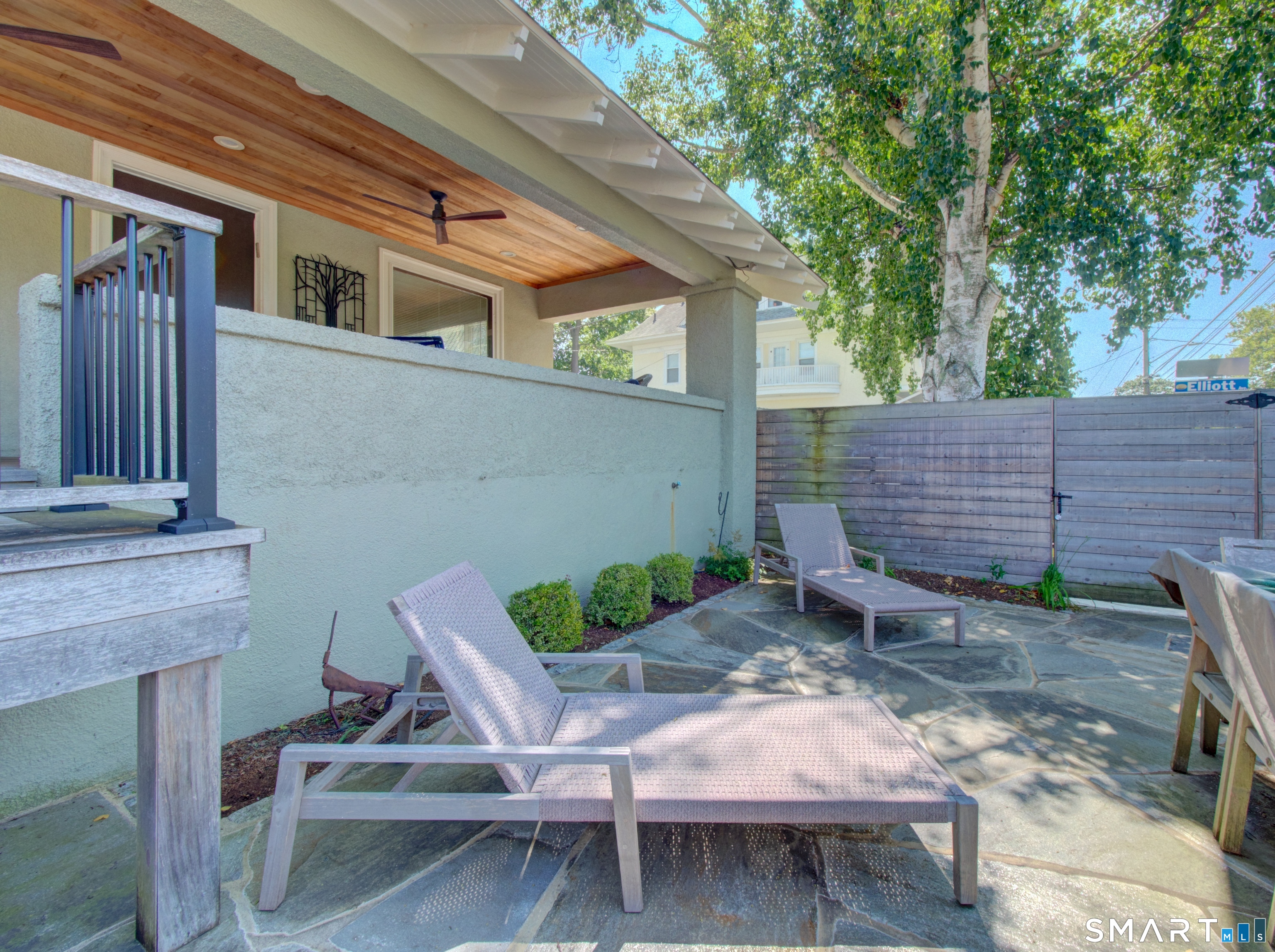 1164 Ocean Avenue New London CT 06320