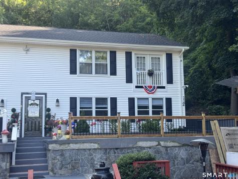 112 Woodbine Street Naugatuck CT 06770