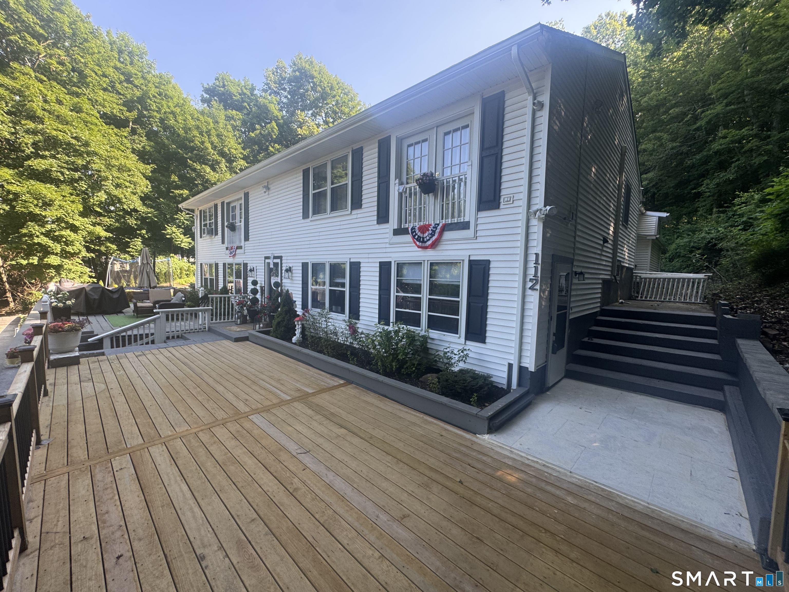 112 Woodbine Street Naugatuck CT 06770