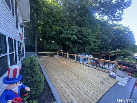 112 Woodbine Street Naugatuck CT 06770