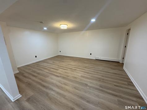 112 Woodbine Street Naugatuck CT 06770