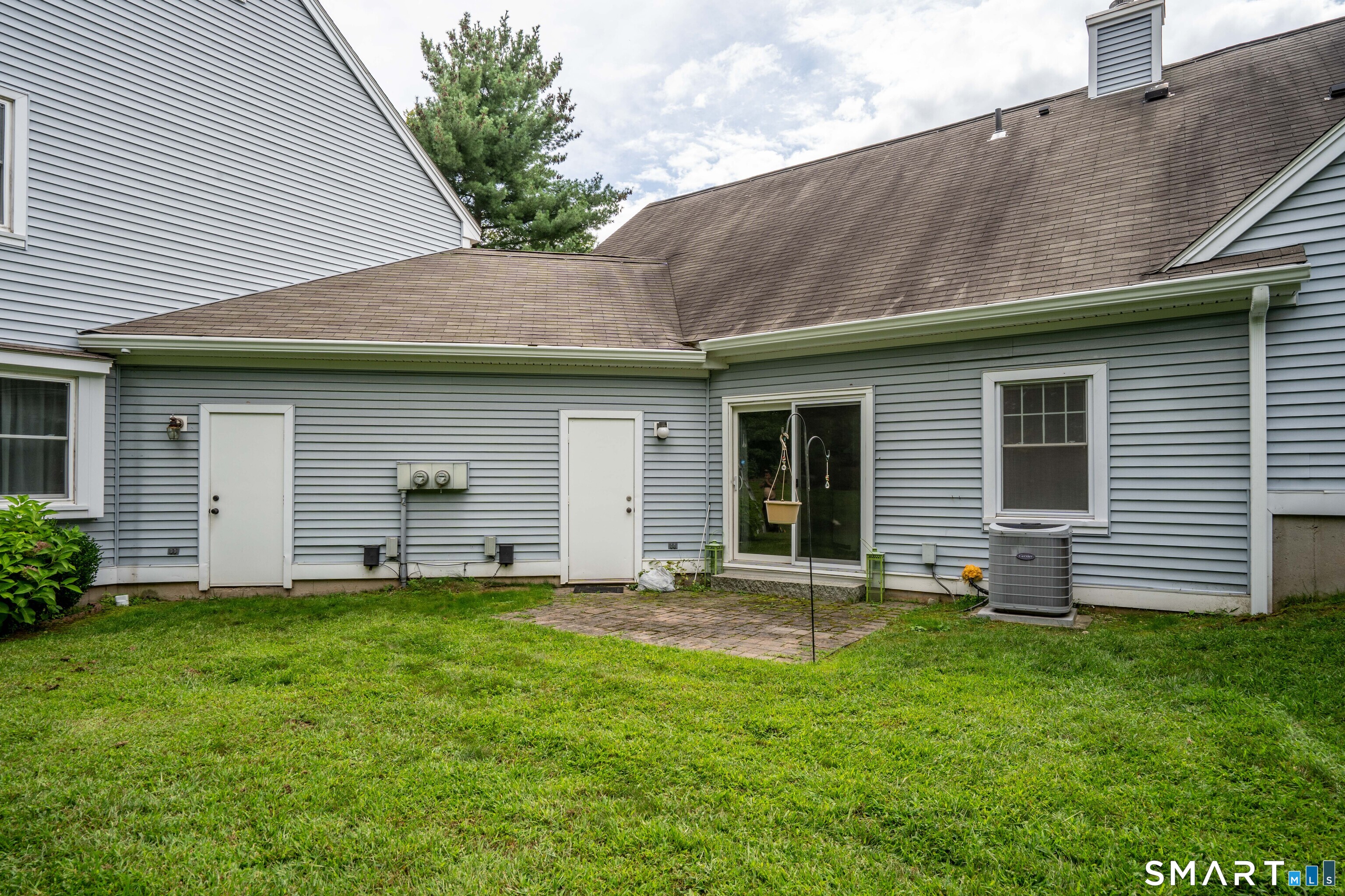 302 Briarwood Court Rocky Hill CT 06067