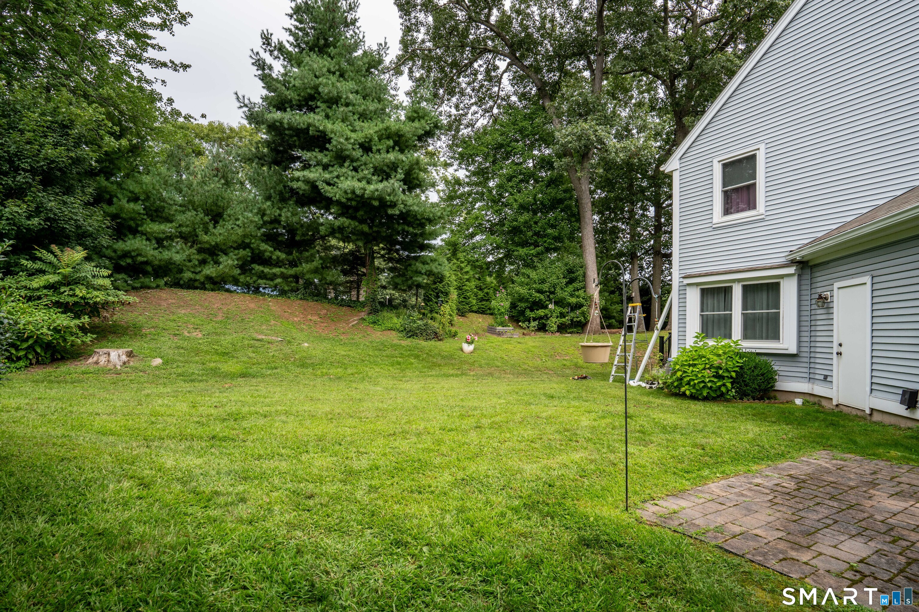 302 Briarwood Court Rocky Hill CT 06067
