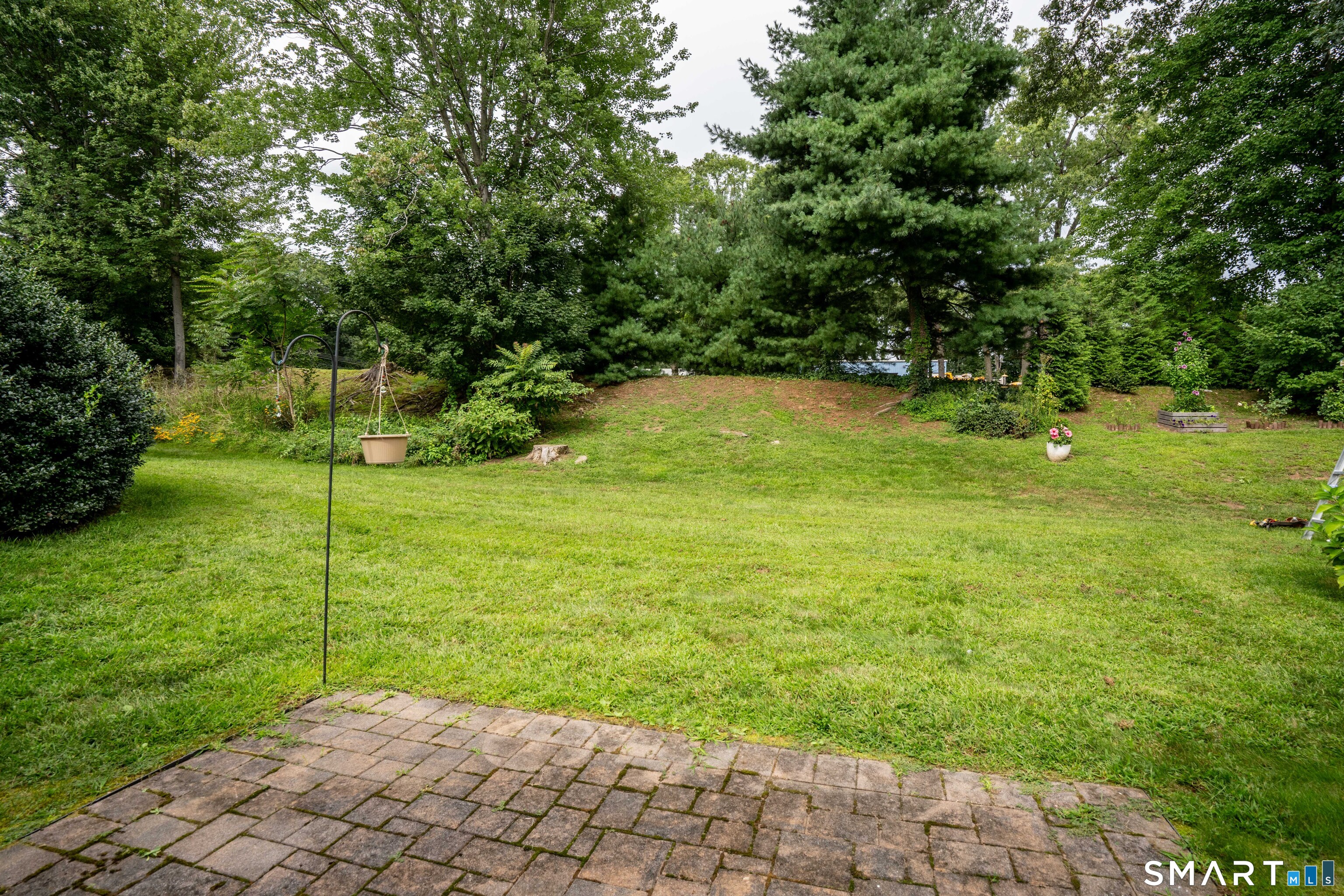 302 Briarwood Court Rocky Hill CT 06067