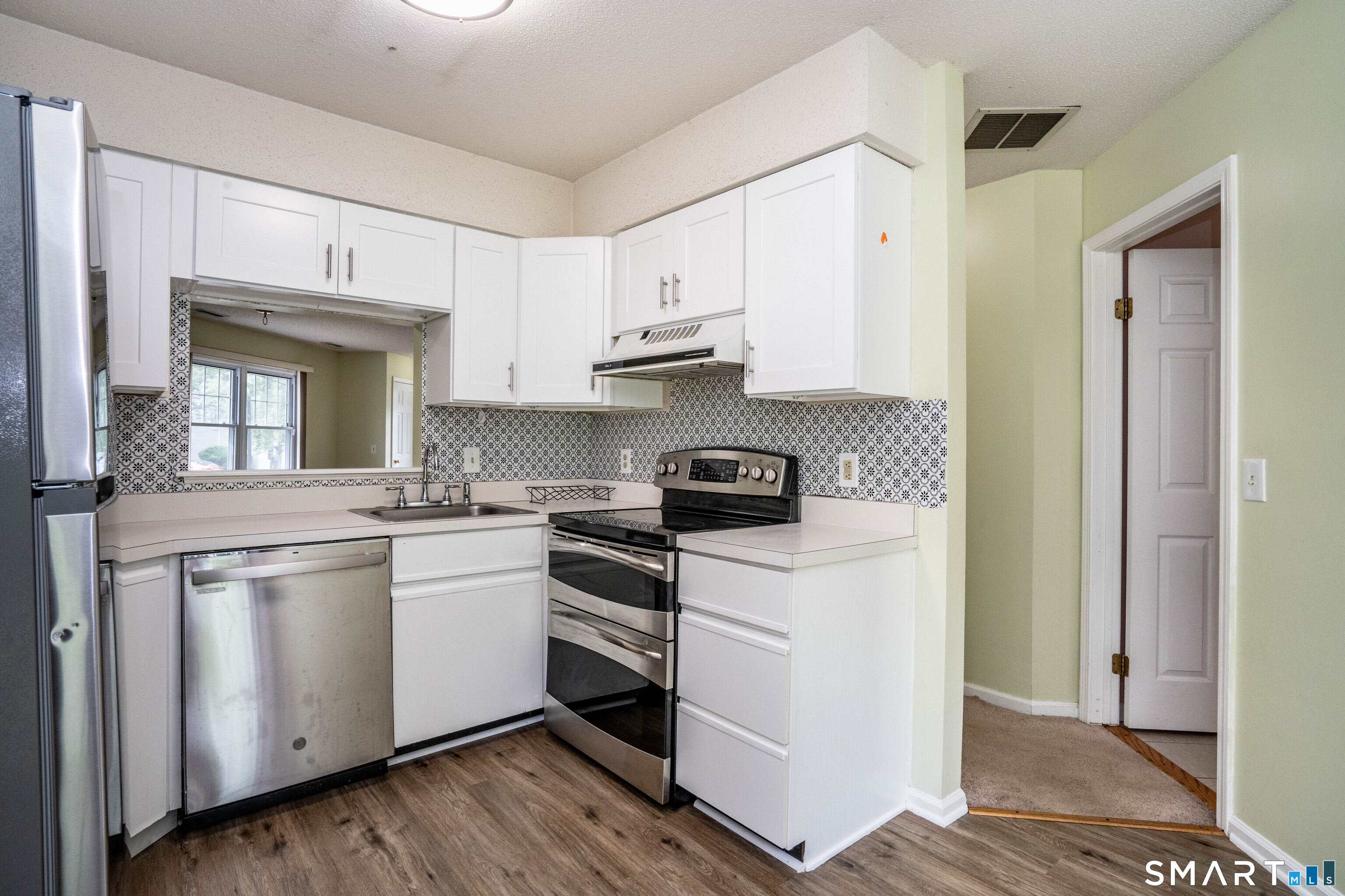 302 Briarwood Court Rocky Hill CT 06067