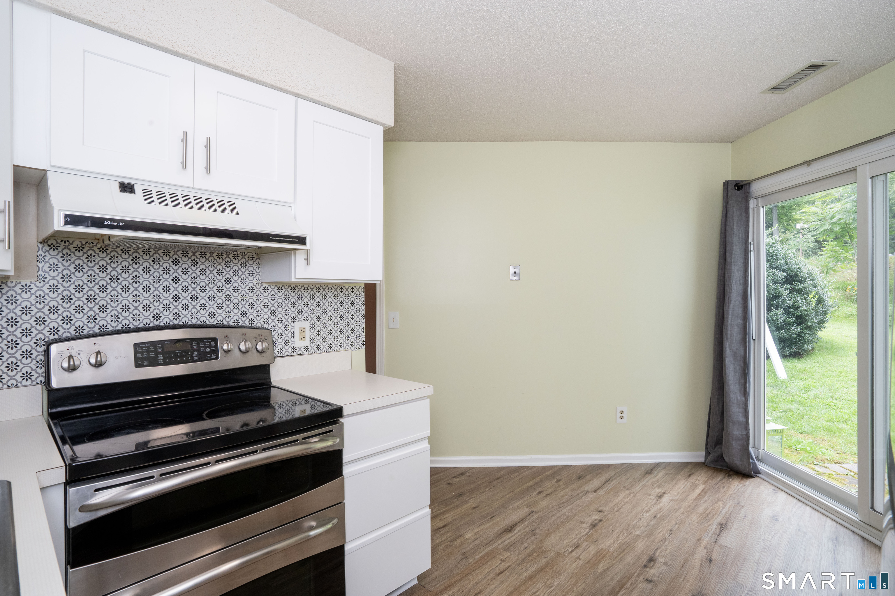 302 Briarwood Court Rocky Hill CT 06067