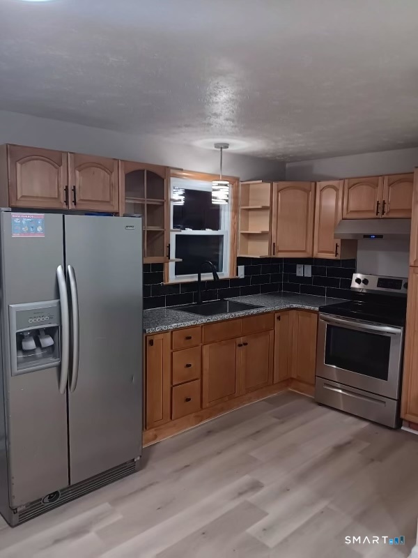 39 Bernside Drive Bristol CT 06010