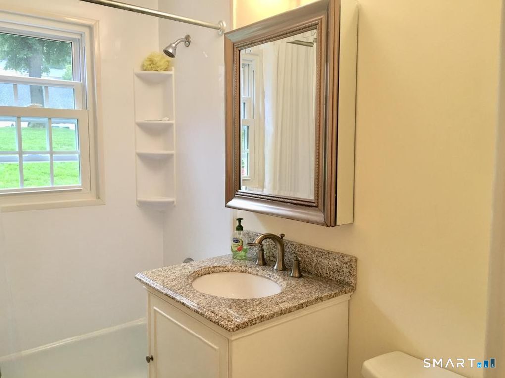 88 Heritage Hill Road New Canaan CT 06840