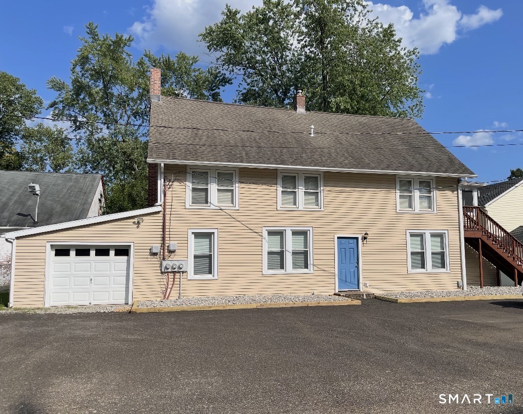 21 Saint John Street North Haven CT 06473