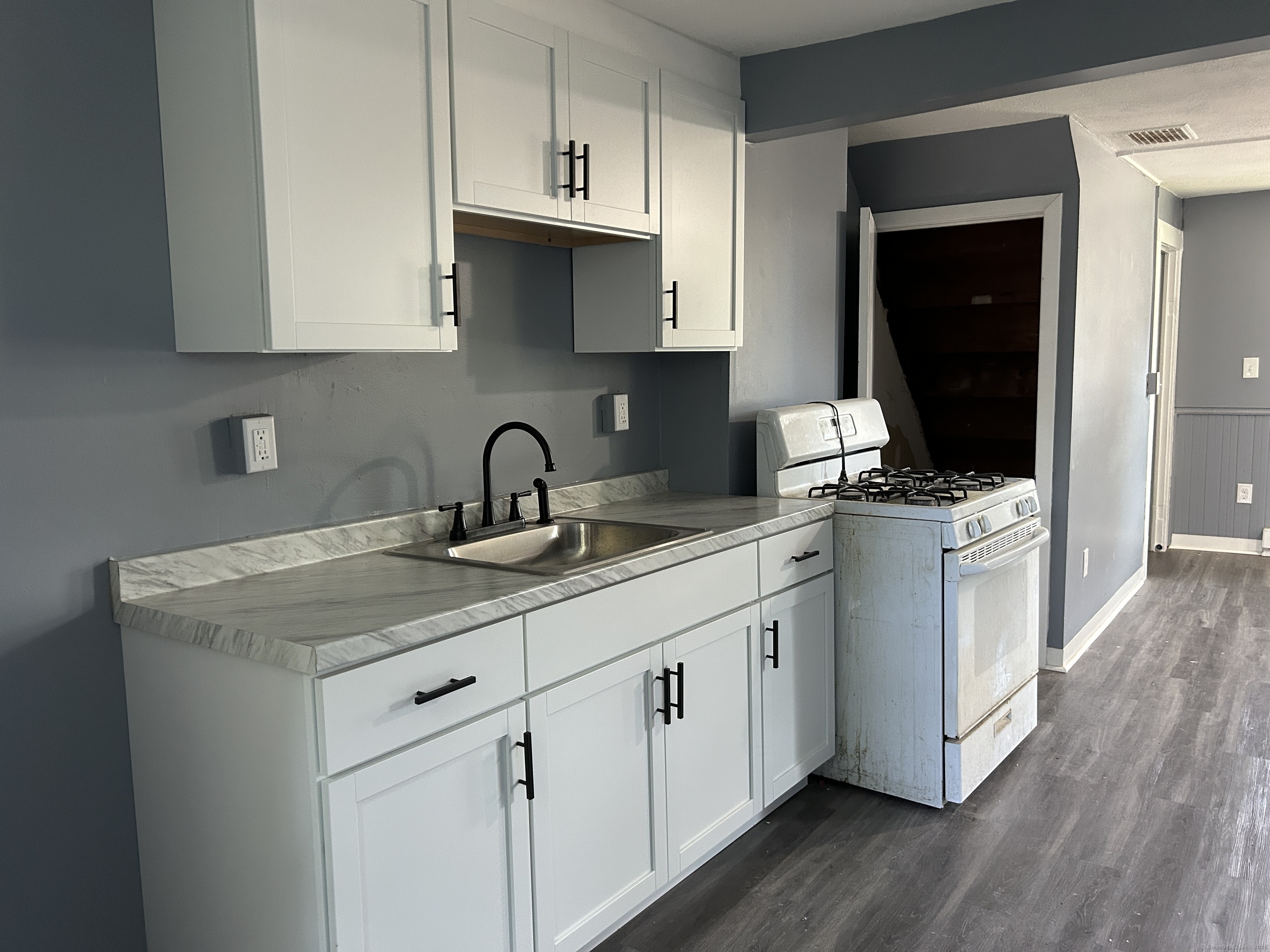 164 Central Avenue Norwich CT 06360