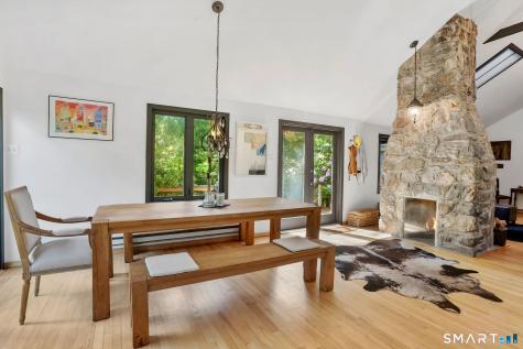 2 High Trail Ci Road New Fairfield CT 06812