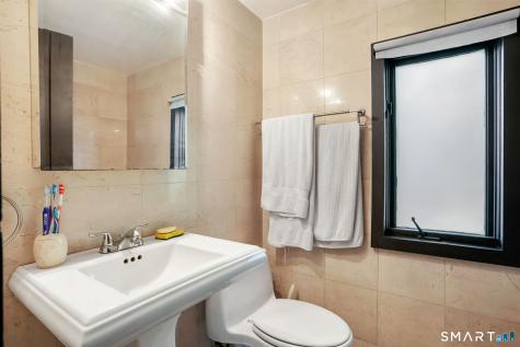 2 High Trail Ci Road New Fairfield CT 06812