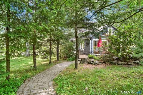 2 High Trail Ci Road New Fairfield CT 06812