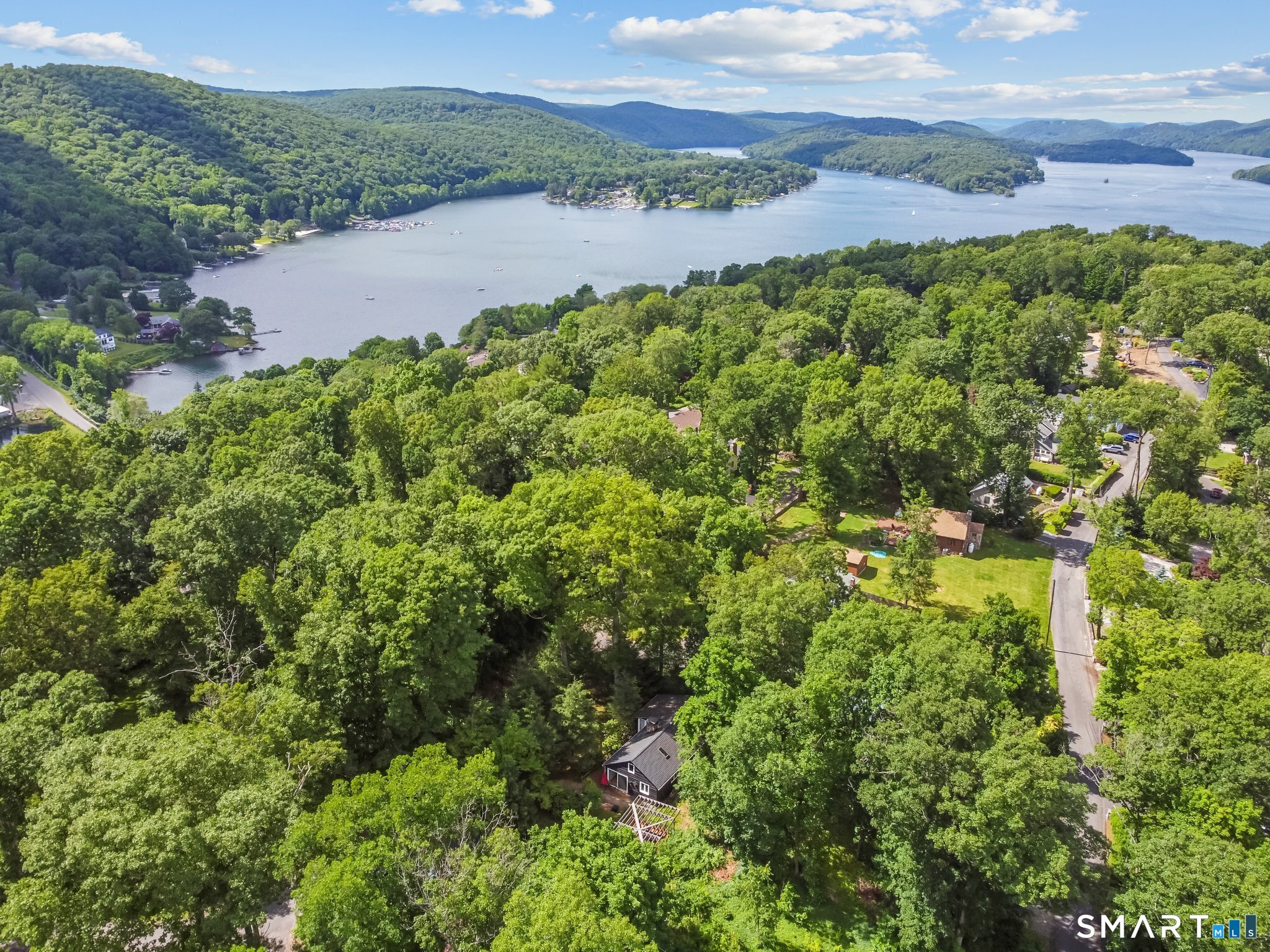 2 High Trail Ci Road New Fairfield CT 06812