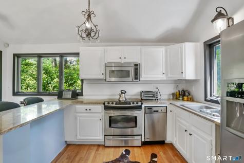2 High Trail Ci Road New Fairfield CT 06812