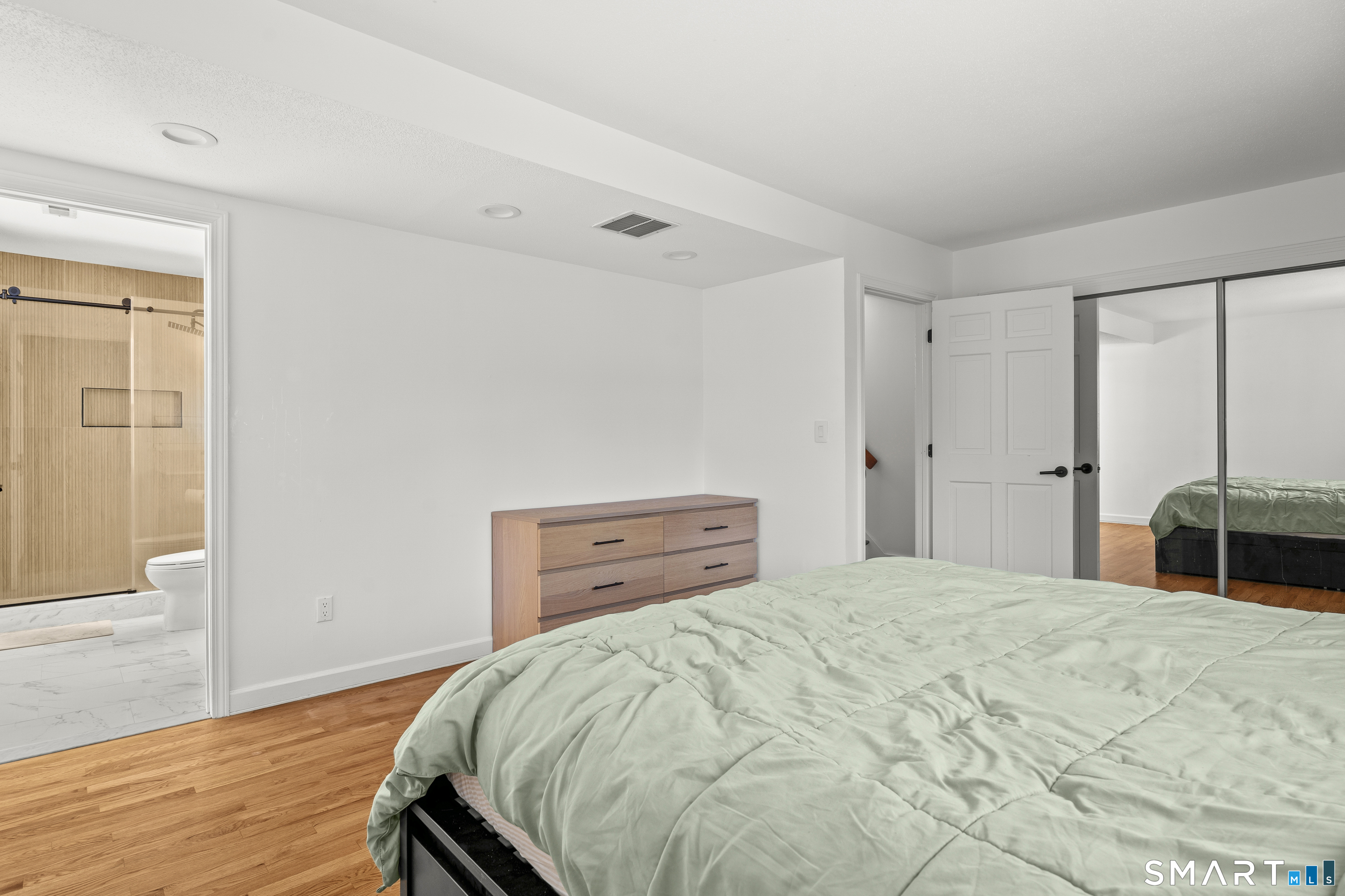 184 Main Street Manchester CT 06042