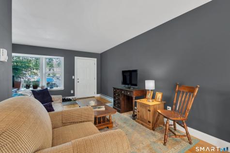 6 Glen Ridge Court New Milford CT 06776