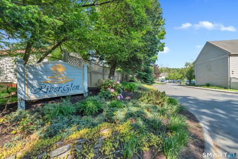 6 Glen Ridge Court New Milford CT 06776