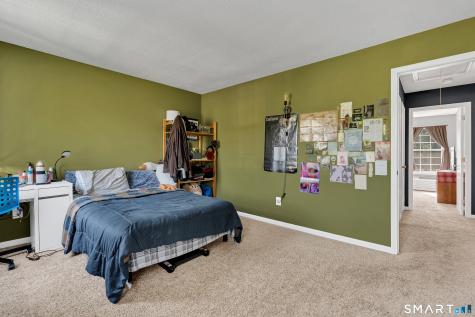 6 Glen Ridge Court New Milford CT 06776
