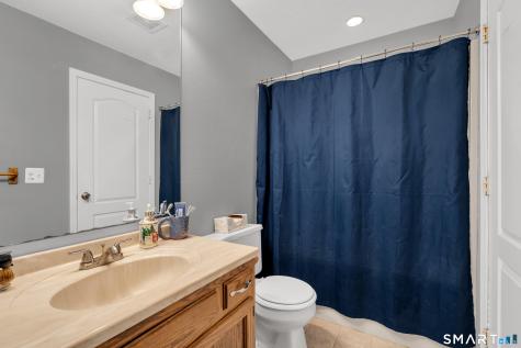 6 Glen Ridge Court New Milford CT 06776