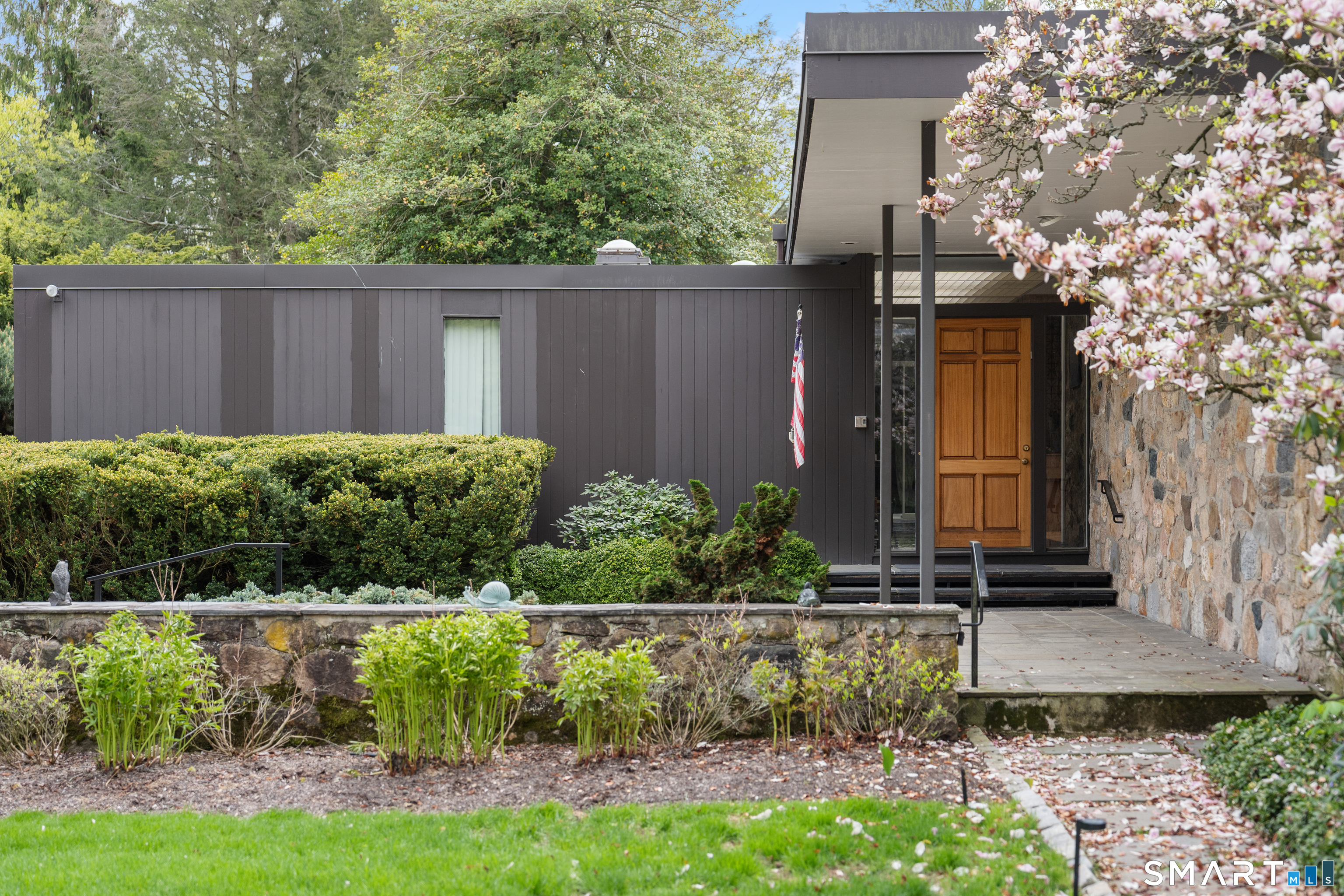 55 Talmadge Hill Road New Canaan CT 06840