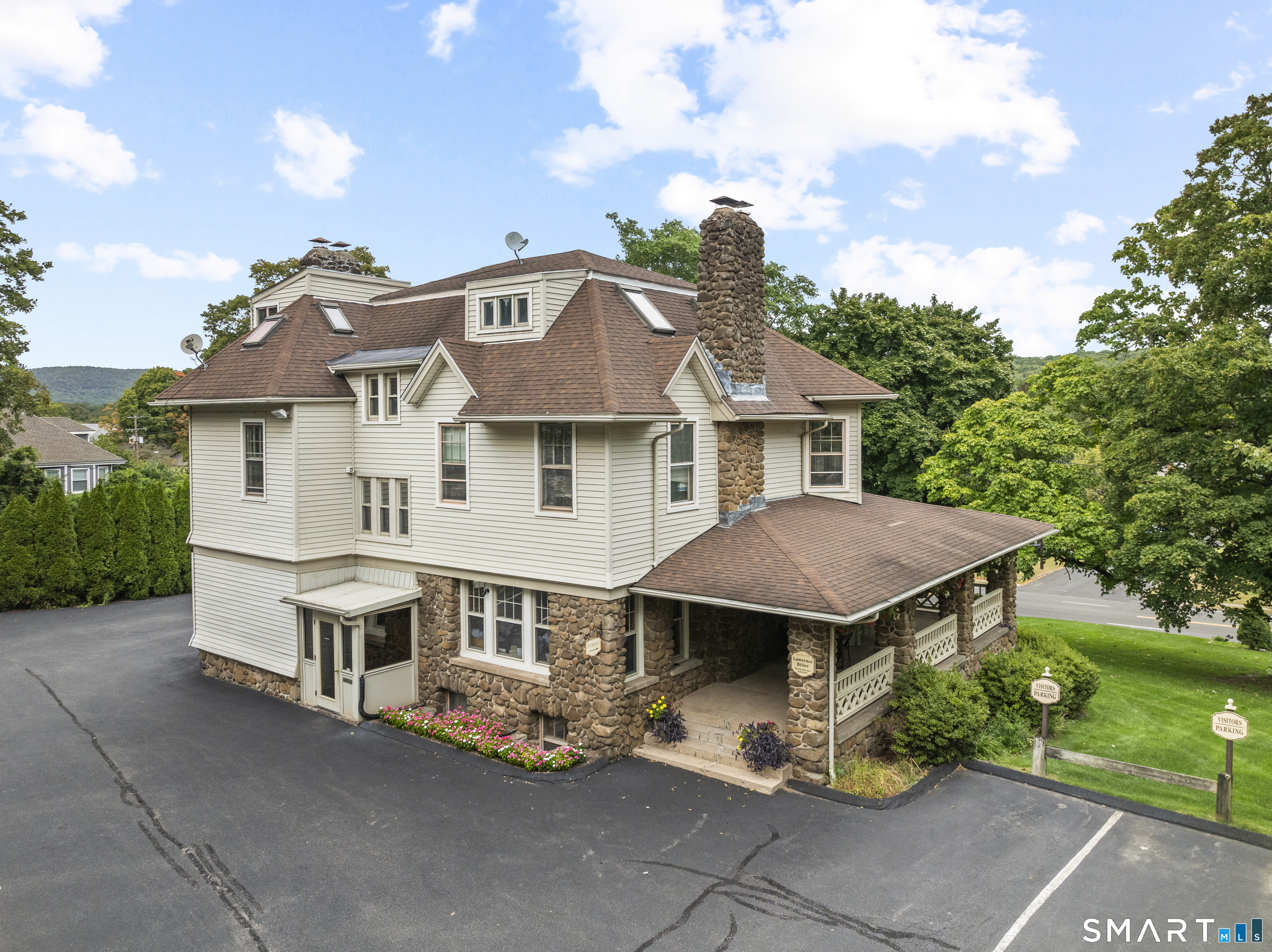 2750 Whitney Avenue Hamden CT 06518