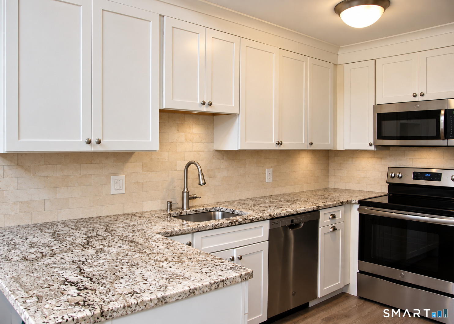 2289 Bedford Street Stamford CT 06905