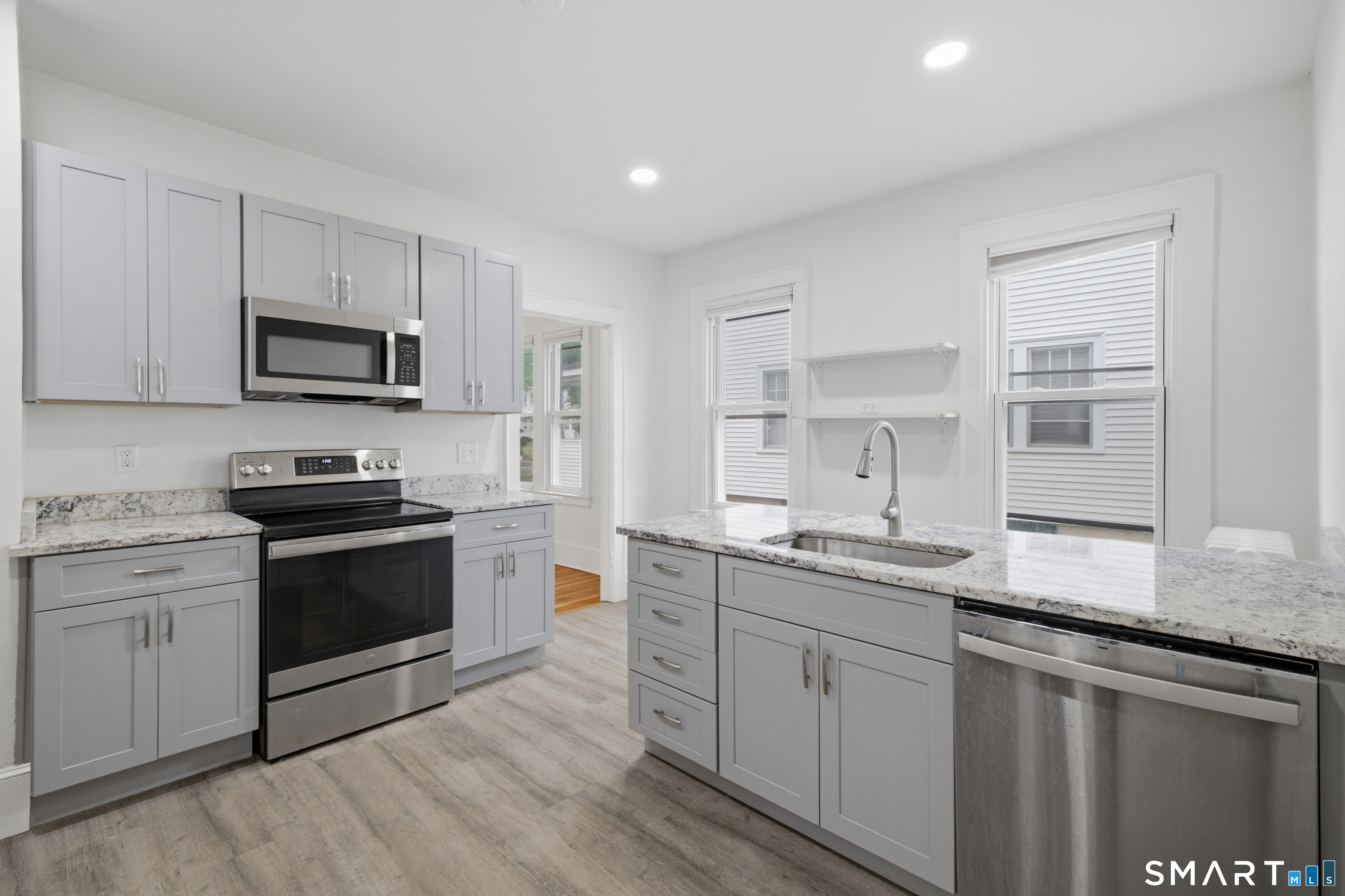 65 Dover Road West Hartford CT 06119