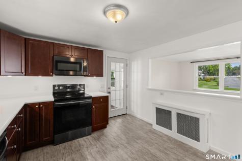 298 Roseville Terrace Fairfield CT 06824