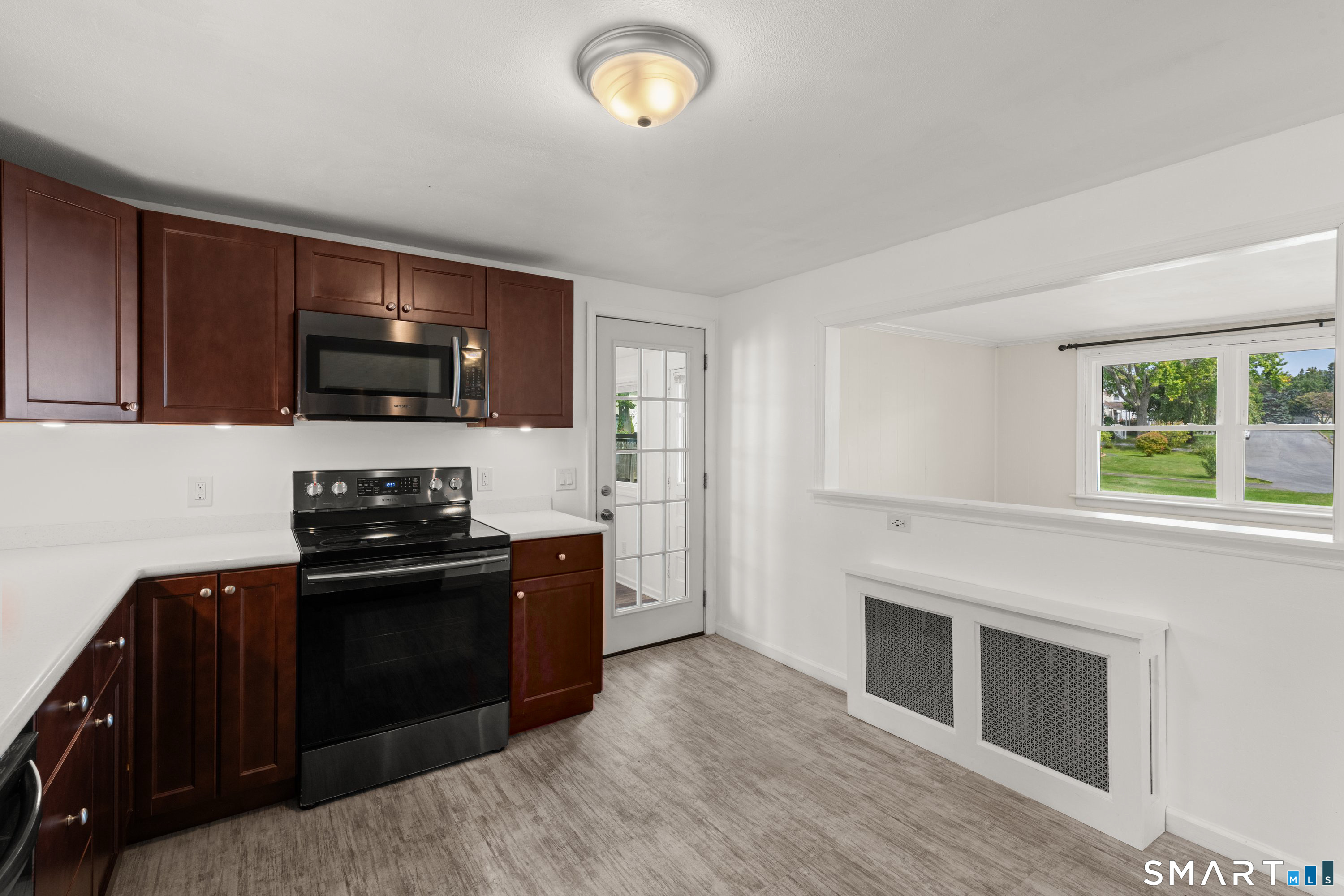 298 Roseville Terrace Fairfield CT 06824