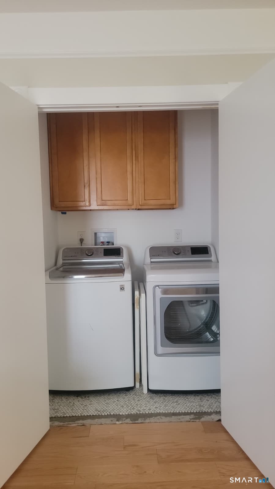 318 Grovers Avenue Bridgeport CT 06605