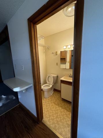 49 Ledyard Avenue Groton CT 06340