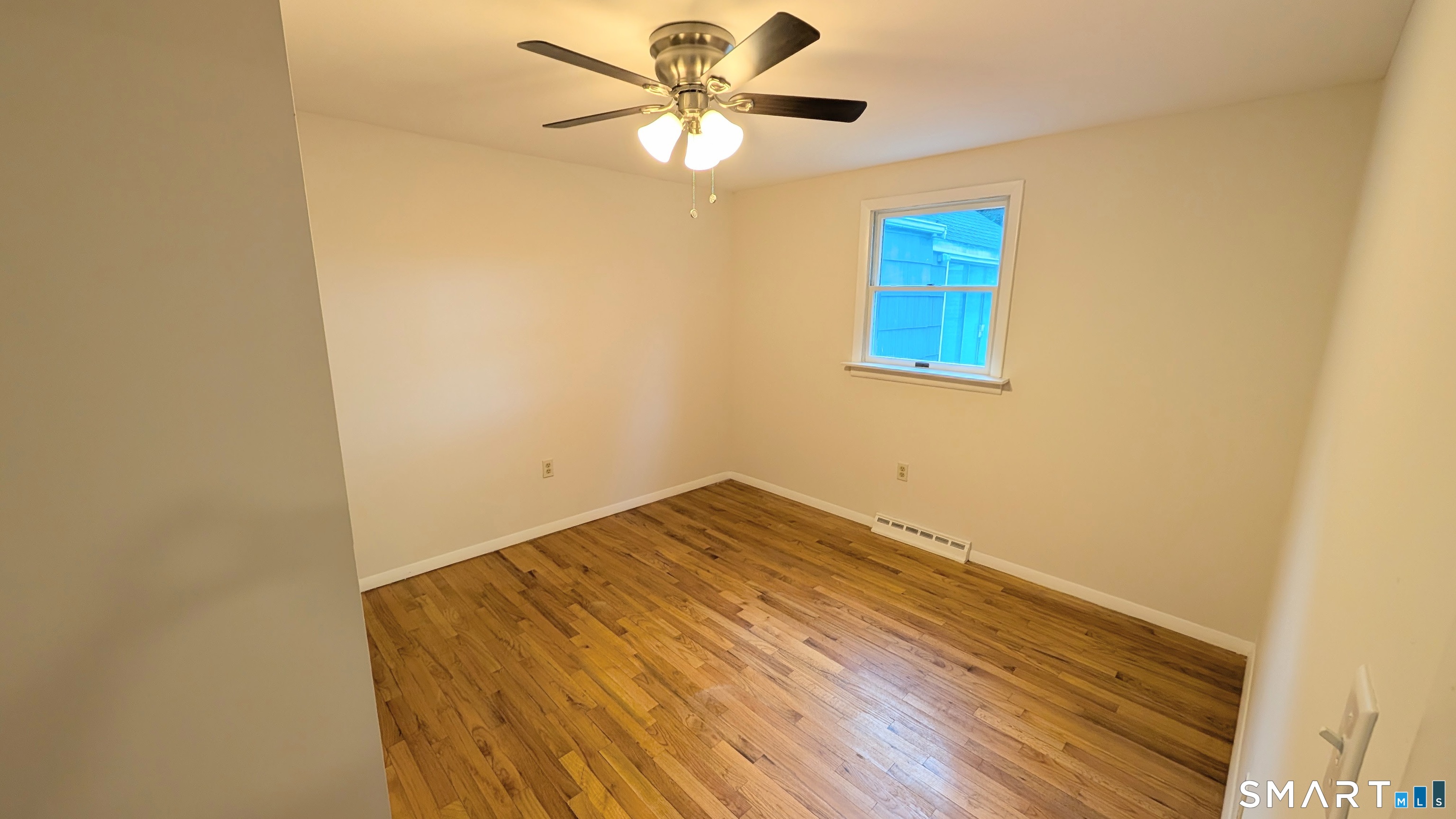 21 Rondy Lane East Hartford CT 06108