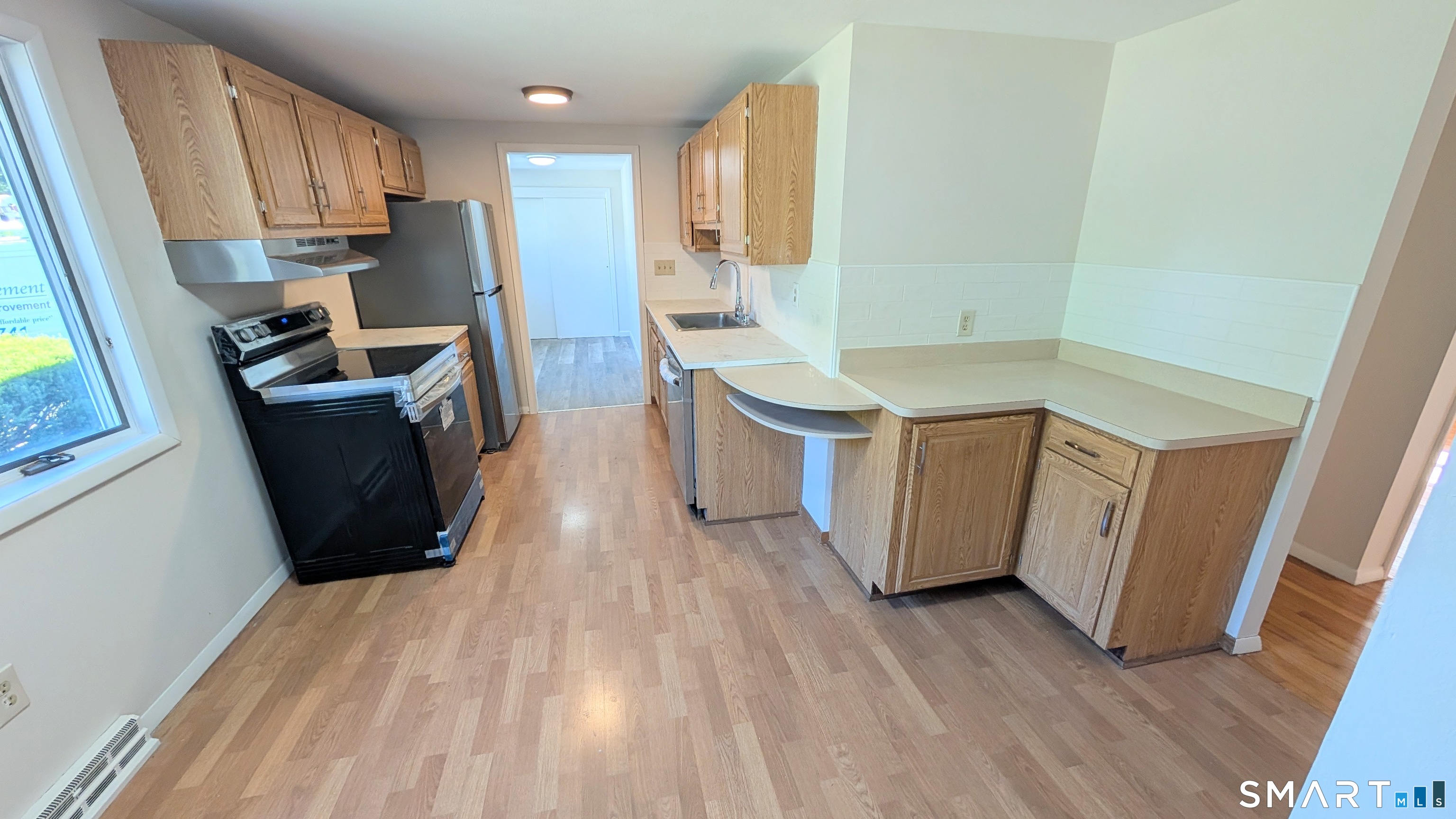 21 Rondy Lane East Hartford CT 06108
