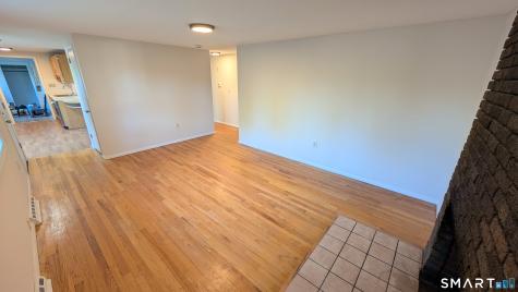 21 Rondy Lane East Hartford CT 06108